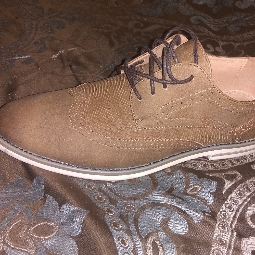 Casual Wingtips